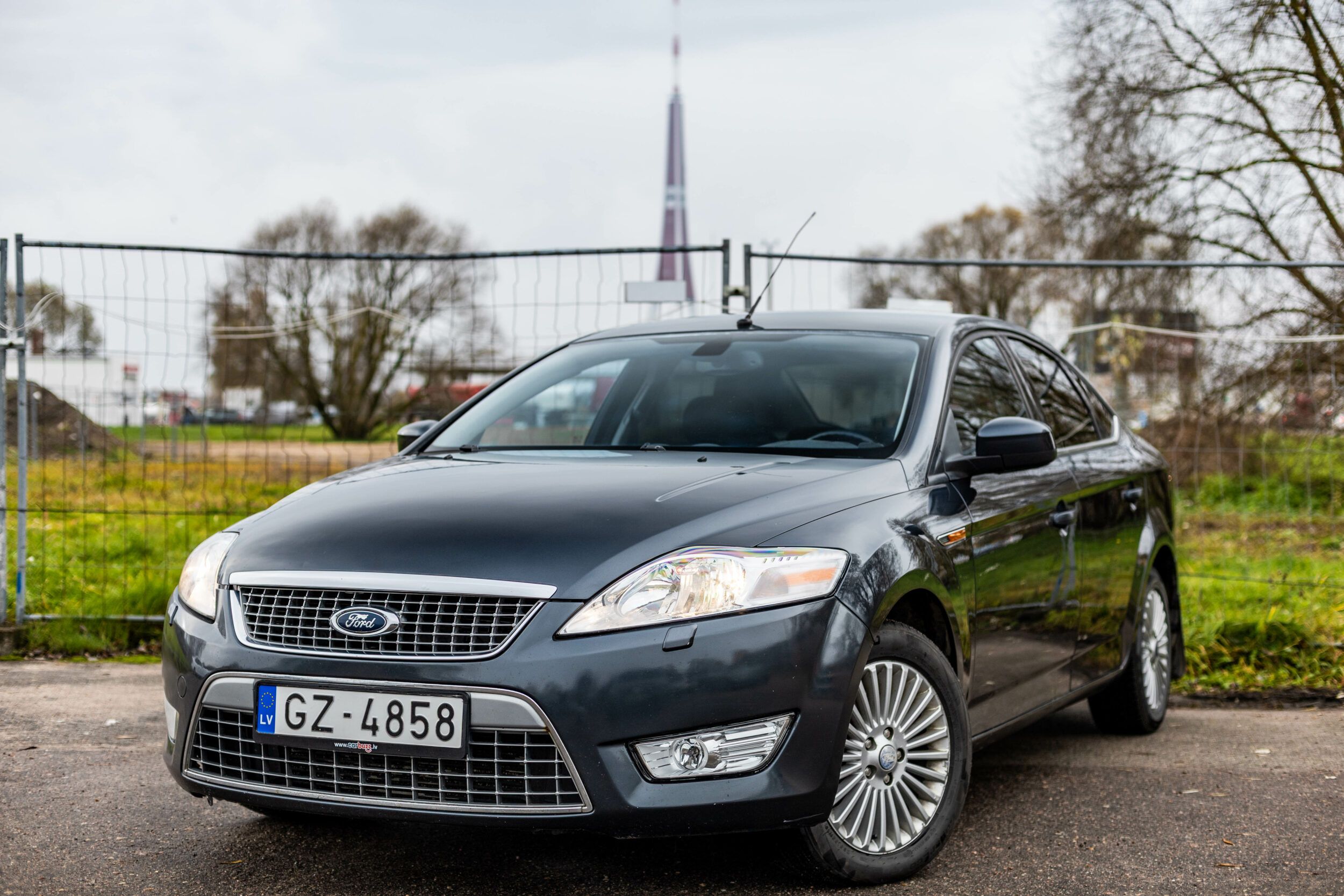 FORD MONDEO