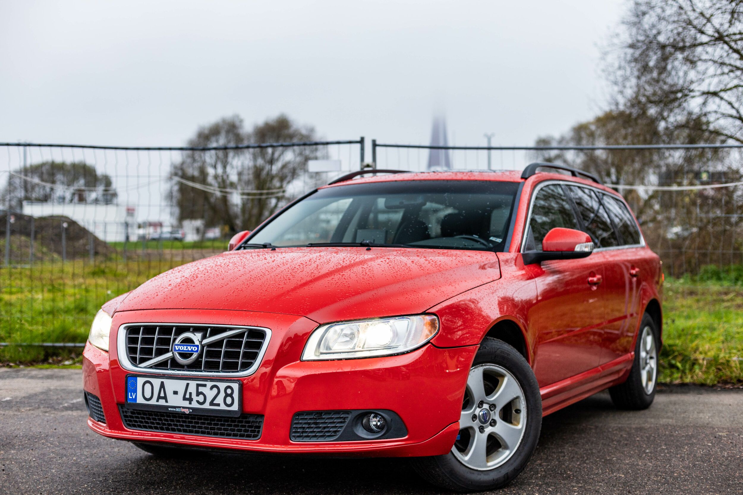 VOLVO V70