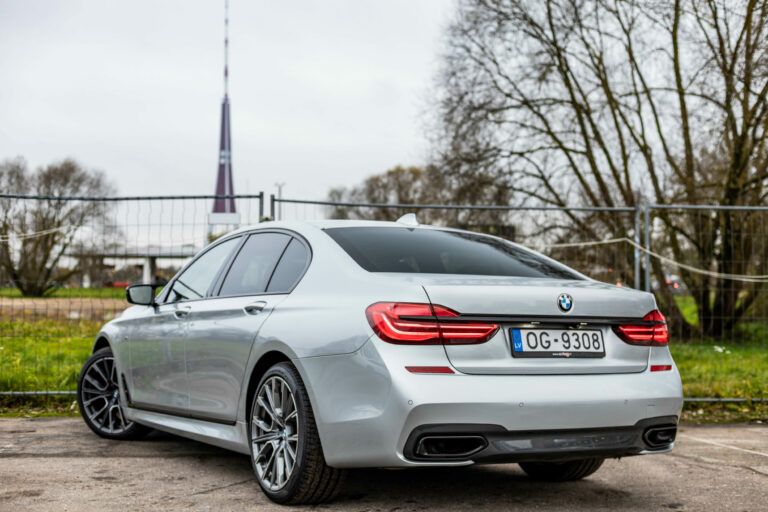 BMW 730D XDRIVE – 7
