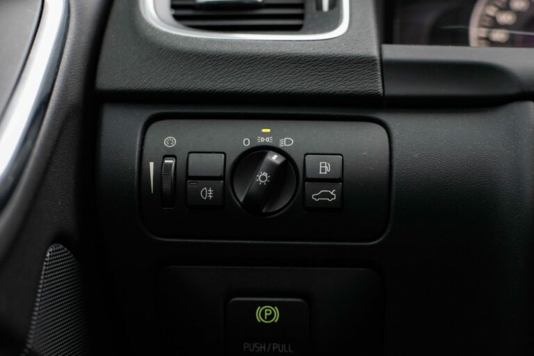 VOLVO V60 – 3