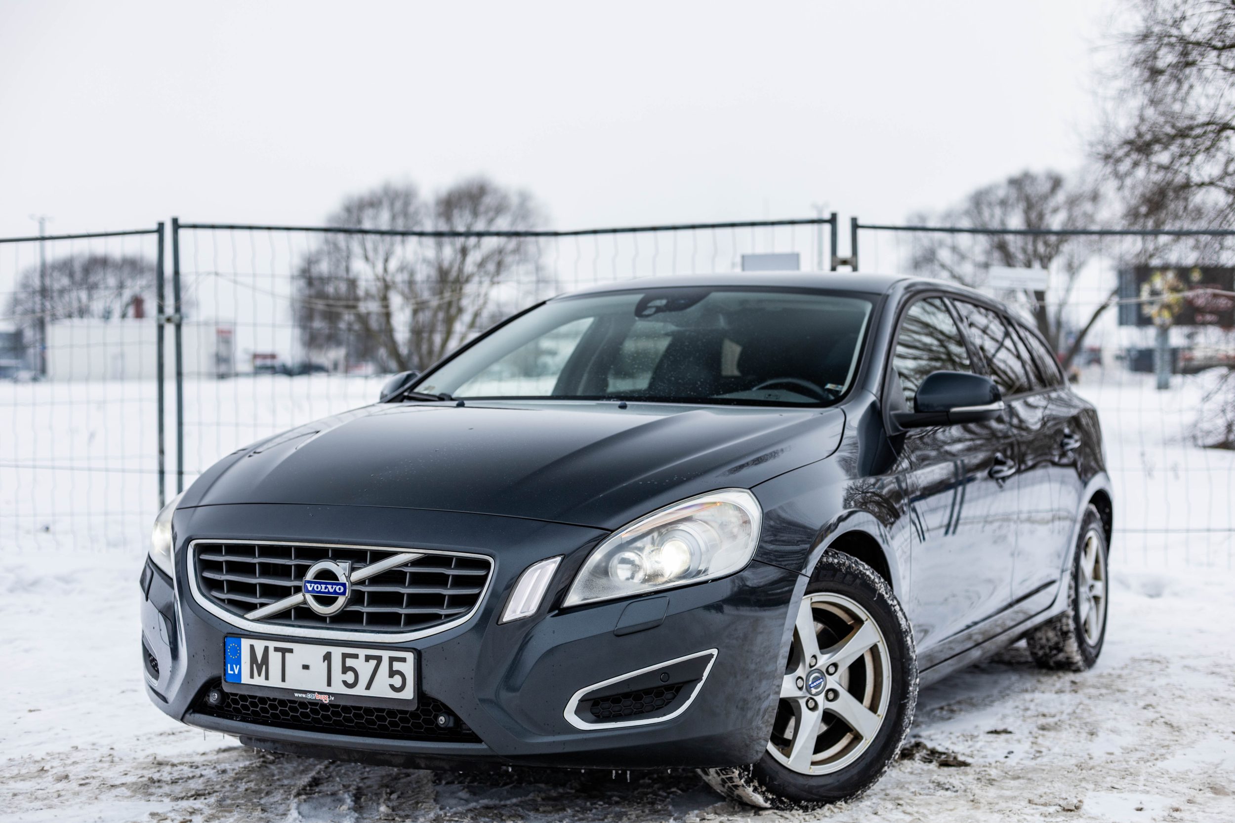 VOLVO V60