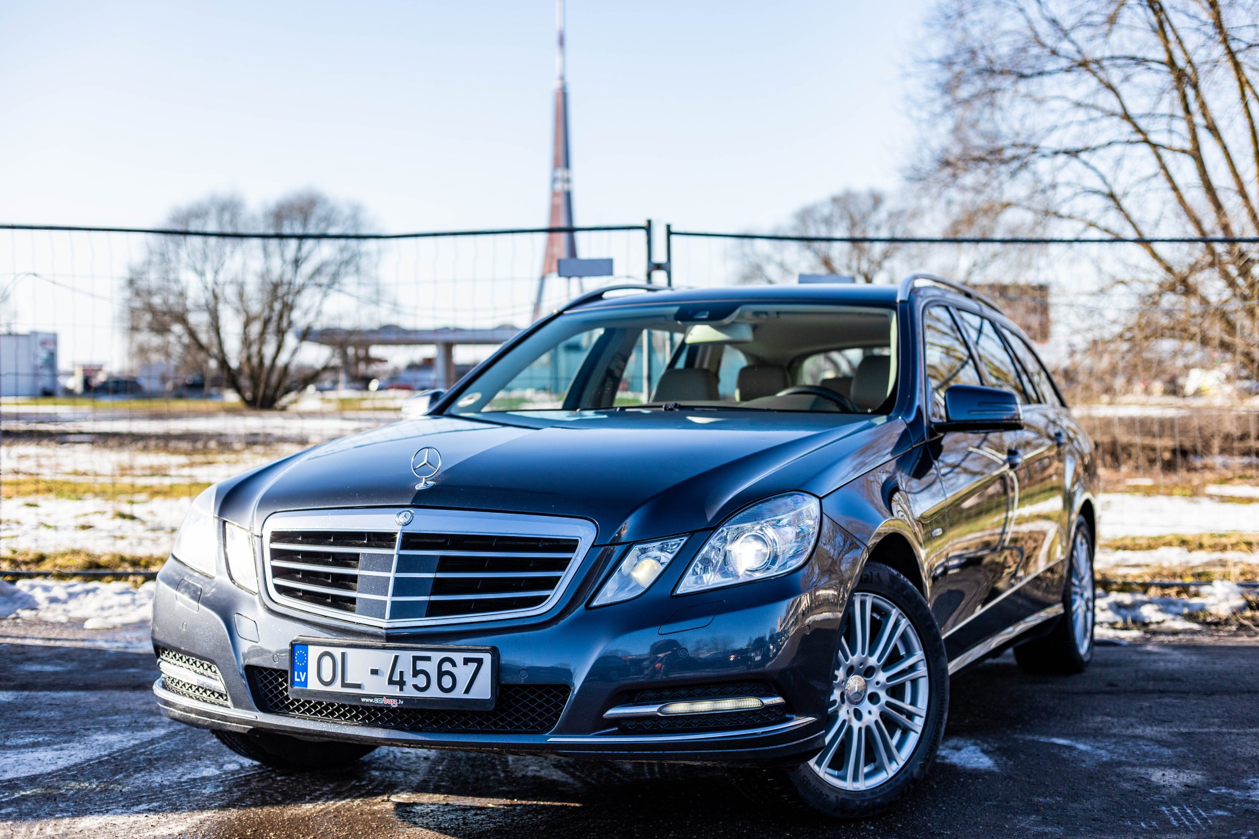 MERCEDES BENZ E350