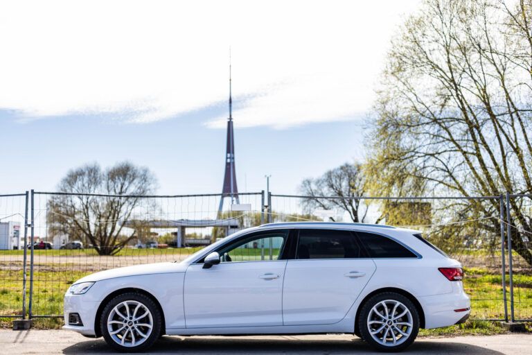 AUDI A4 AVANT – 4