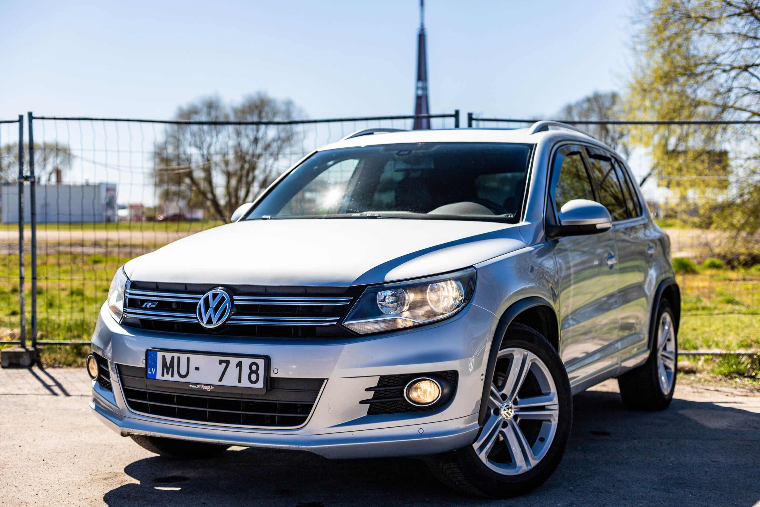 VW TIGUAN