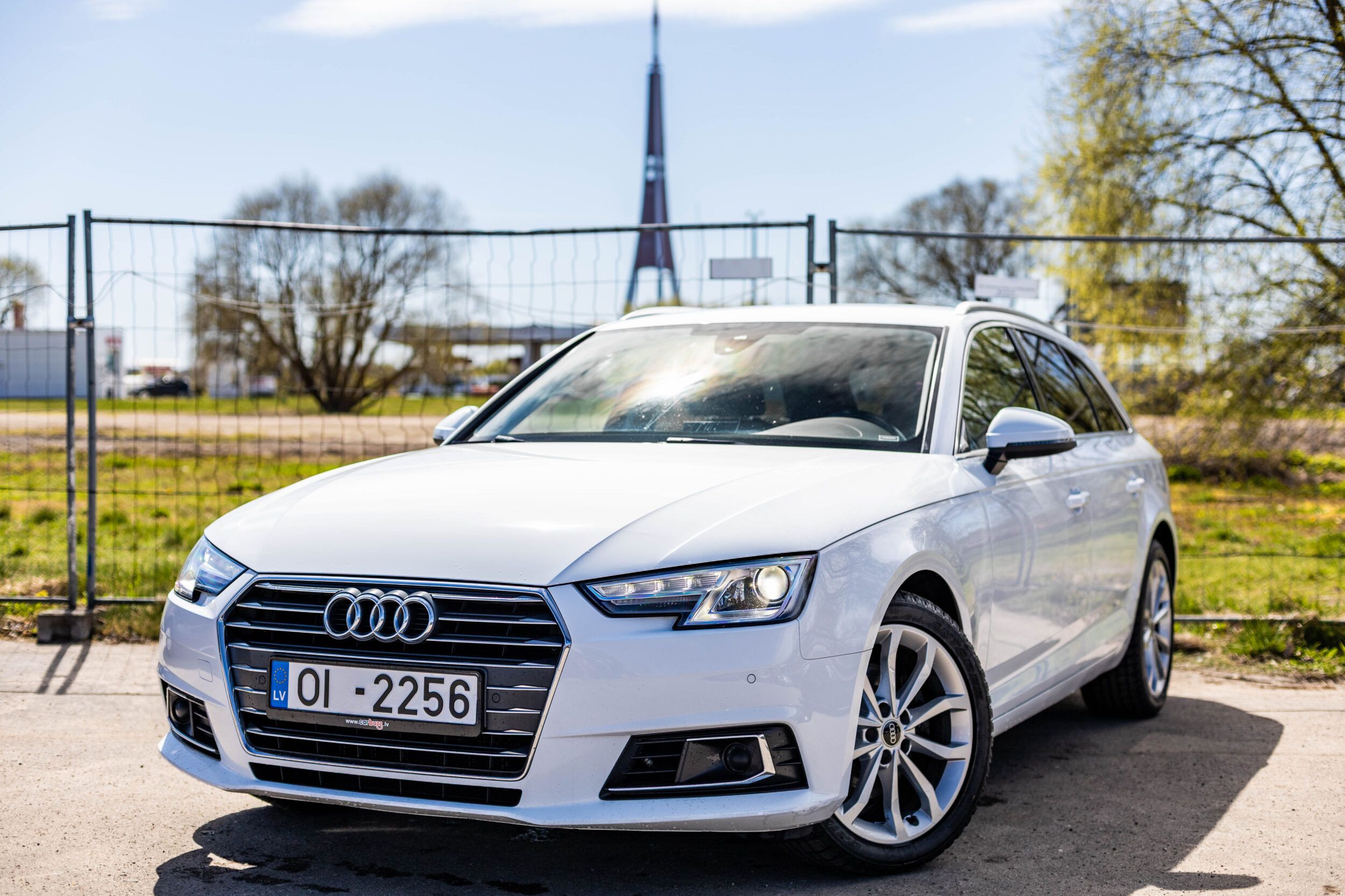 AUDI A4 AVANT
