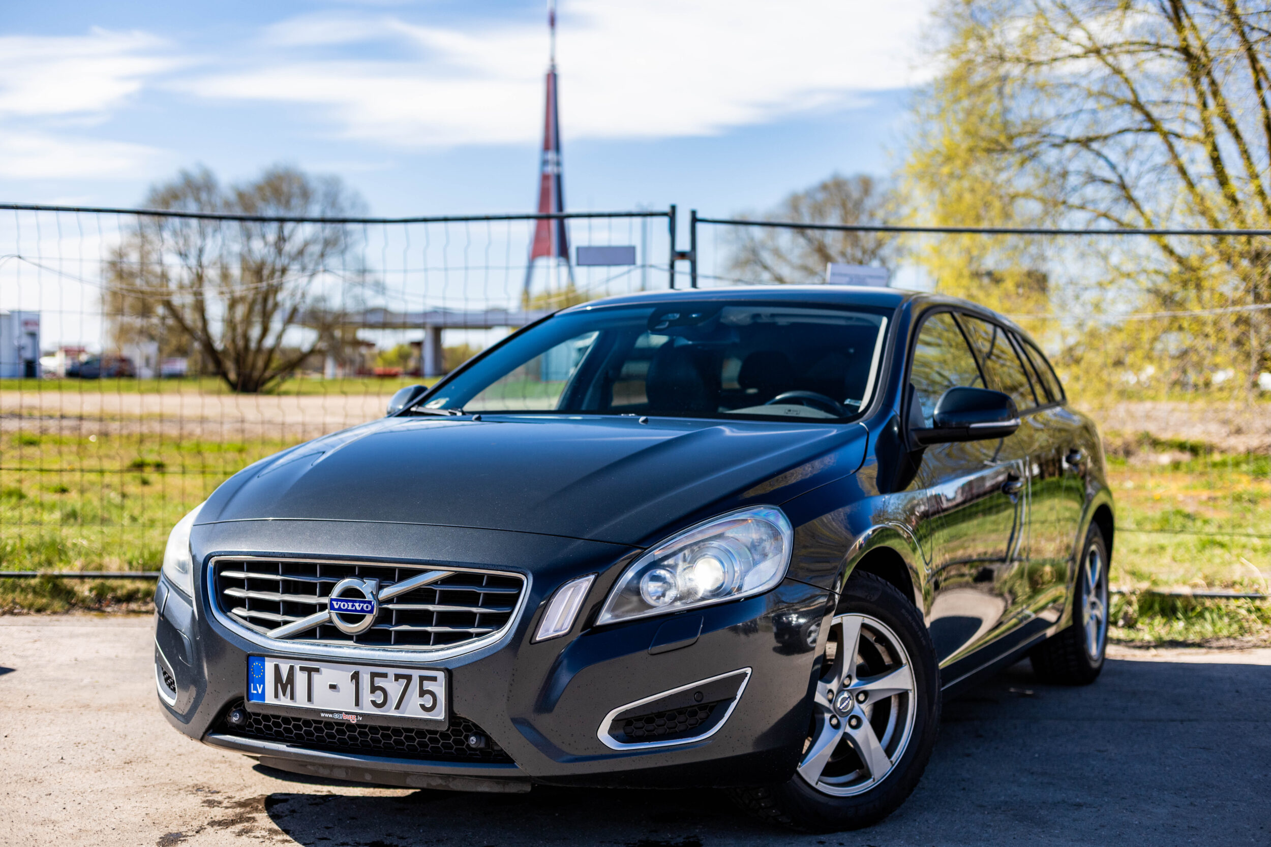VOLVO V60