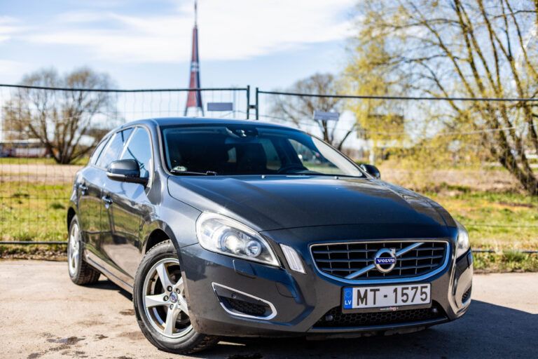 VOLVO V60 – 2