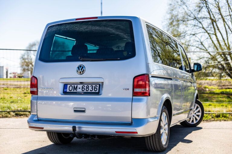 VW MULTIVAN – 7