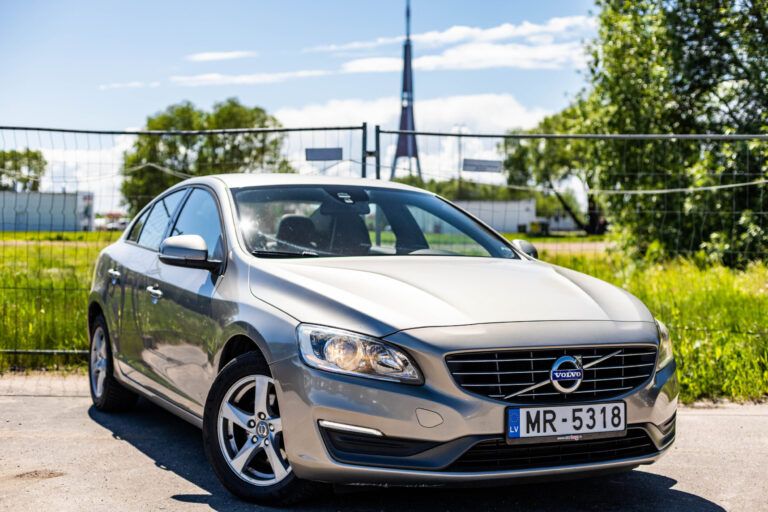 VOLVO S60 – 3