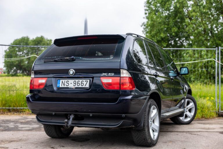 BMW X5 – 7