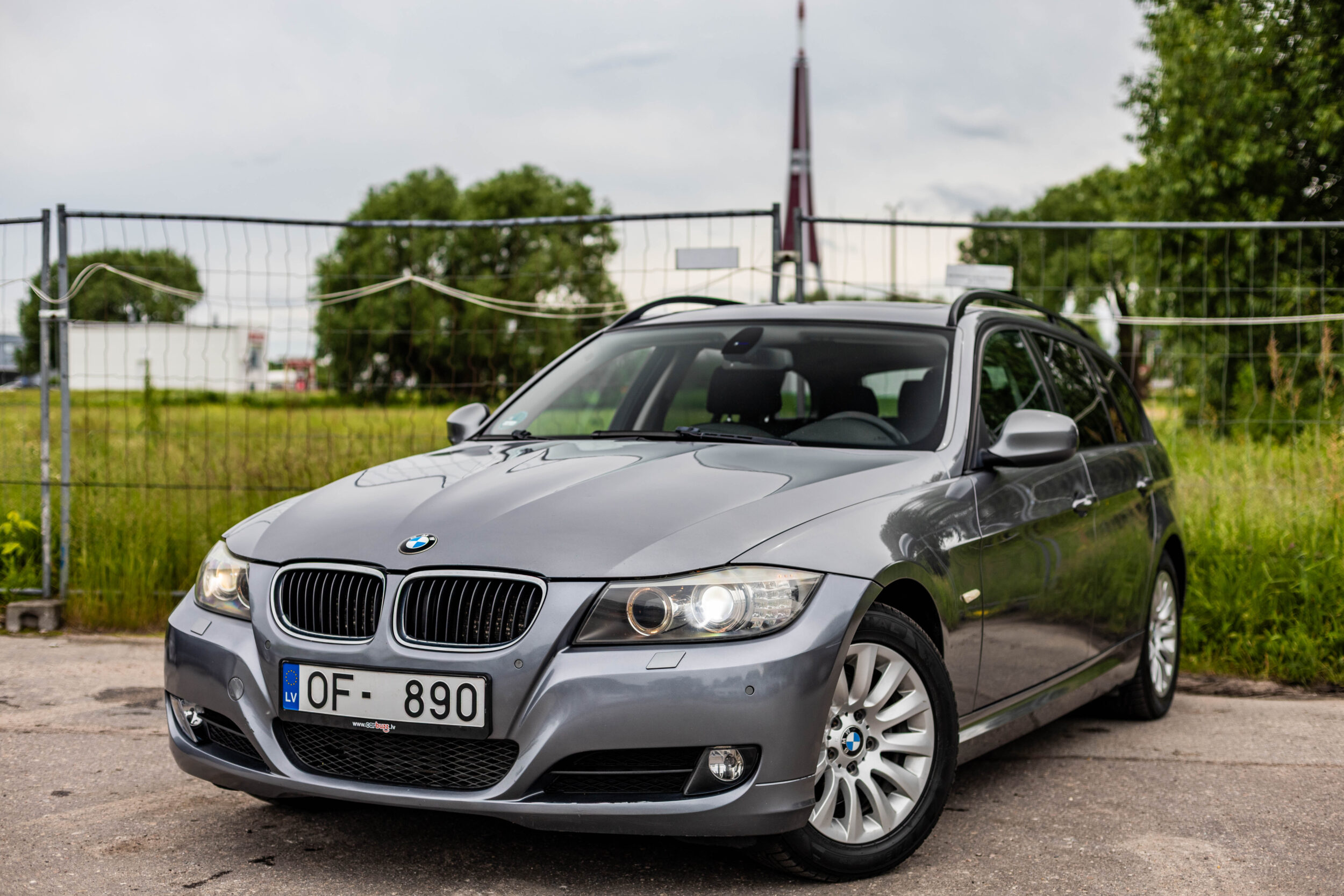 BMW 320