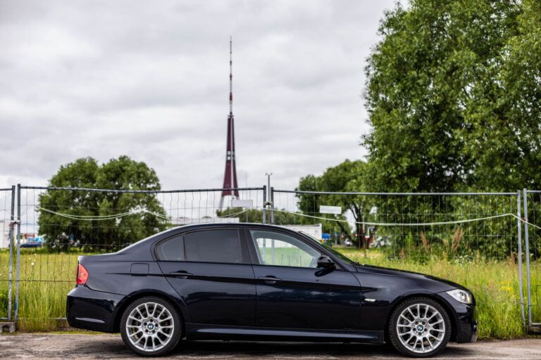 BMW 320SI – 5