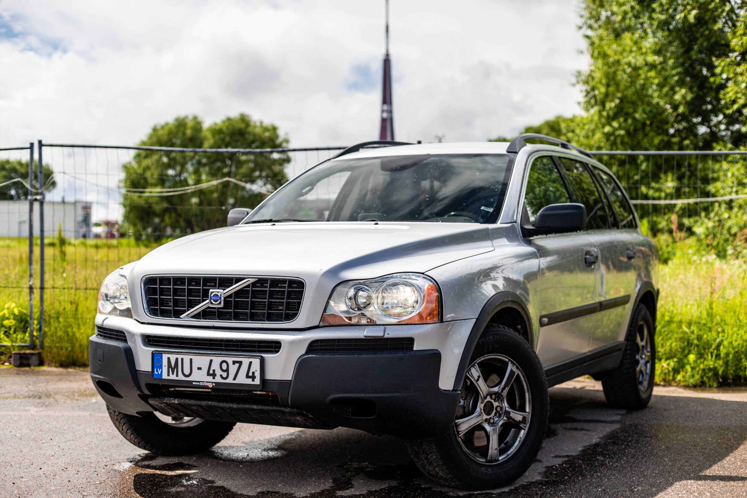 VOLVO XC90