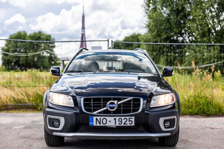 VOLVO XC70 – 2