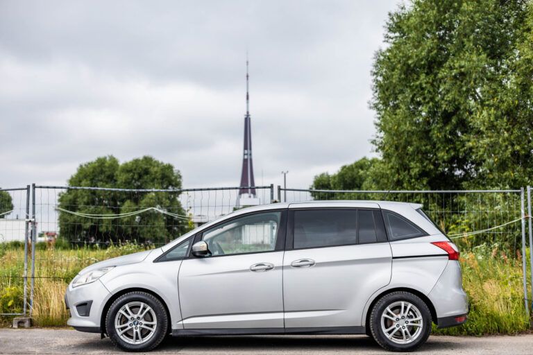 FORD GRAND C-MAX – 4