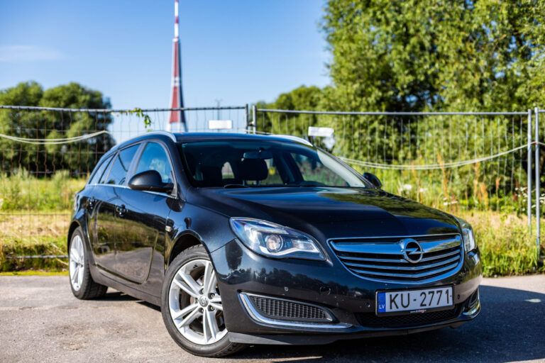 OPEL INSIGNIA SPORTS TOURER SW – 2