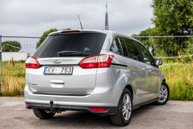 FORD GRAND C-MAX – 7