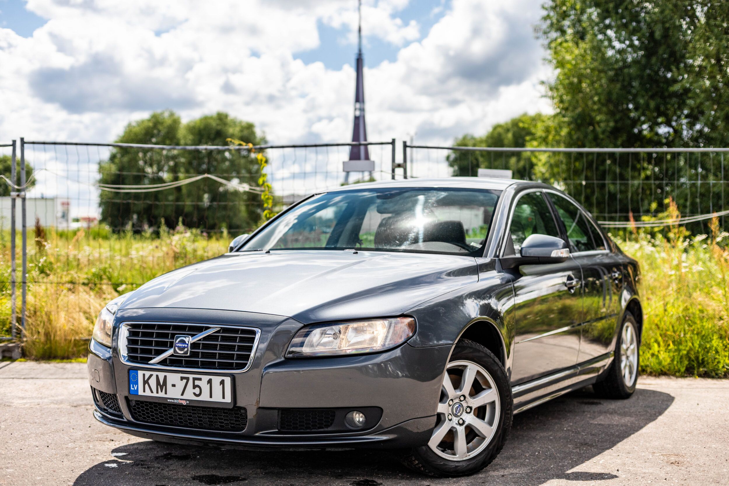 VOLVO S80