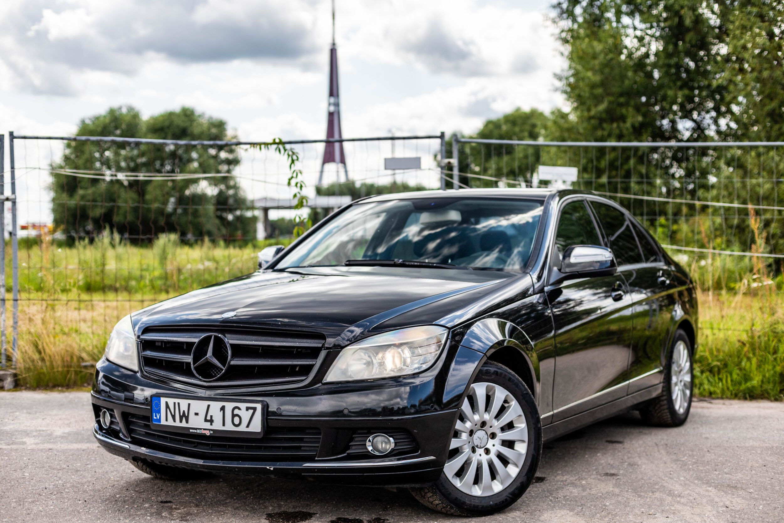 MERCEDES BENZ C220