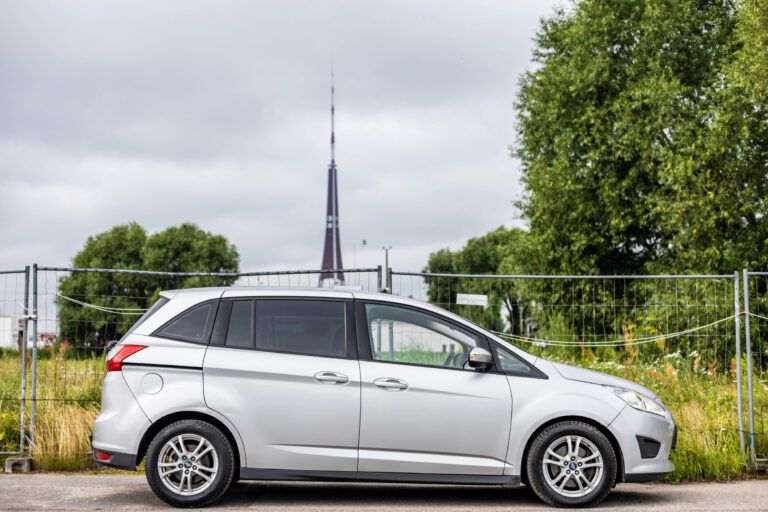 FORD GRAND C-MAX – 5