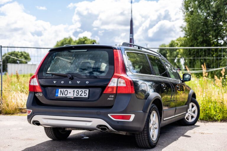 VOLVO XC70 – 7