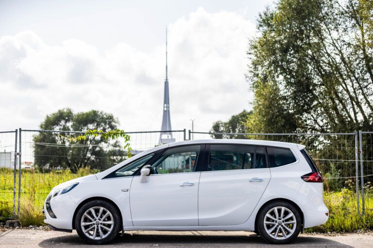 OPEL ZAFIRA TOURER – 4