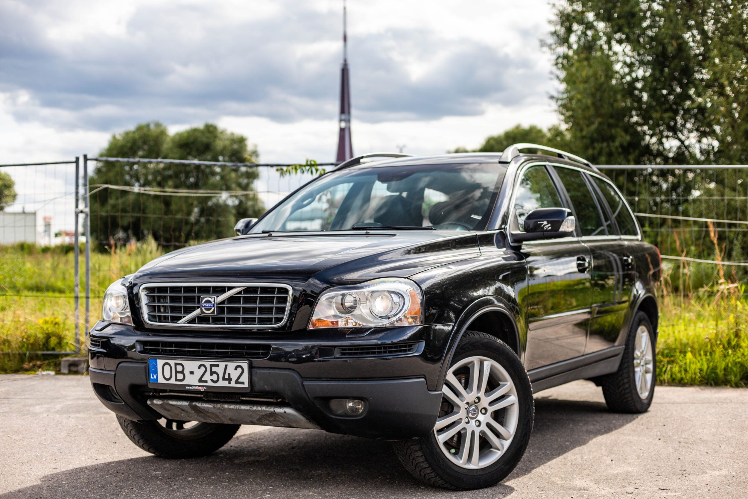 VOLVO XC90