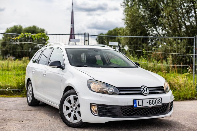 VW GOLF – 2