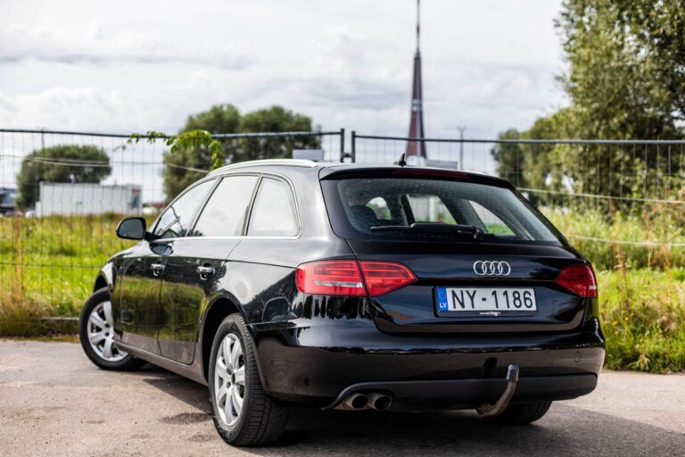 AUDI A4 – 6