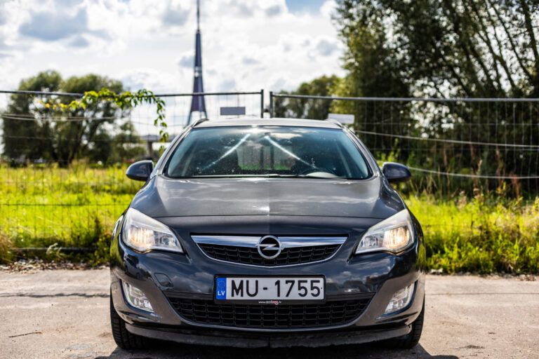 OPEL ASTRA SPORTS TOURER – 3