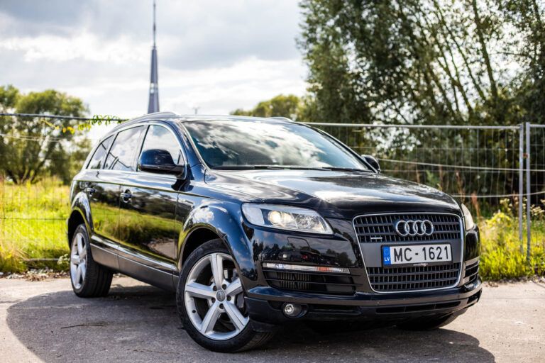 AUDI Q7 – 2