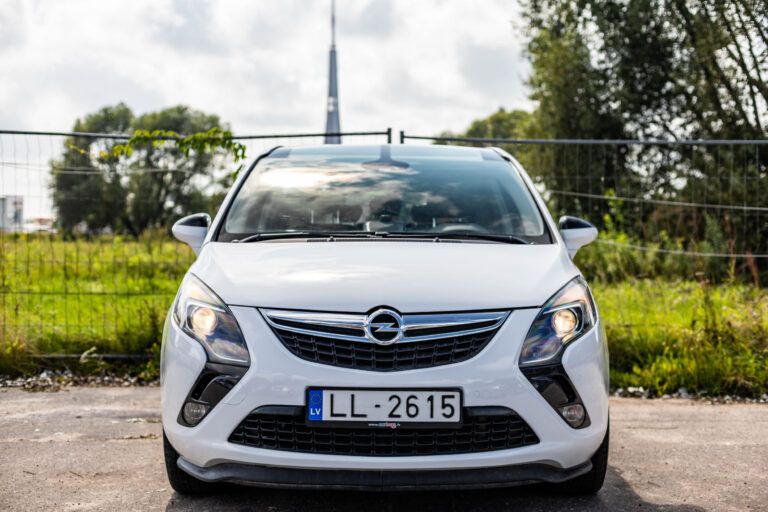 OPEL ZAFIRA TOURER – 3