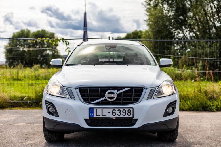 VOLVO XC60 – 2