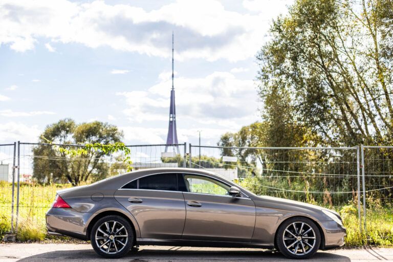 MERCEDES BENZ CLS 320 – 5