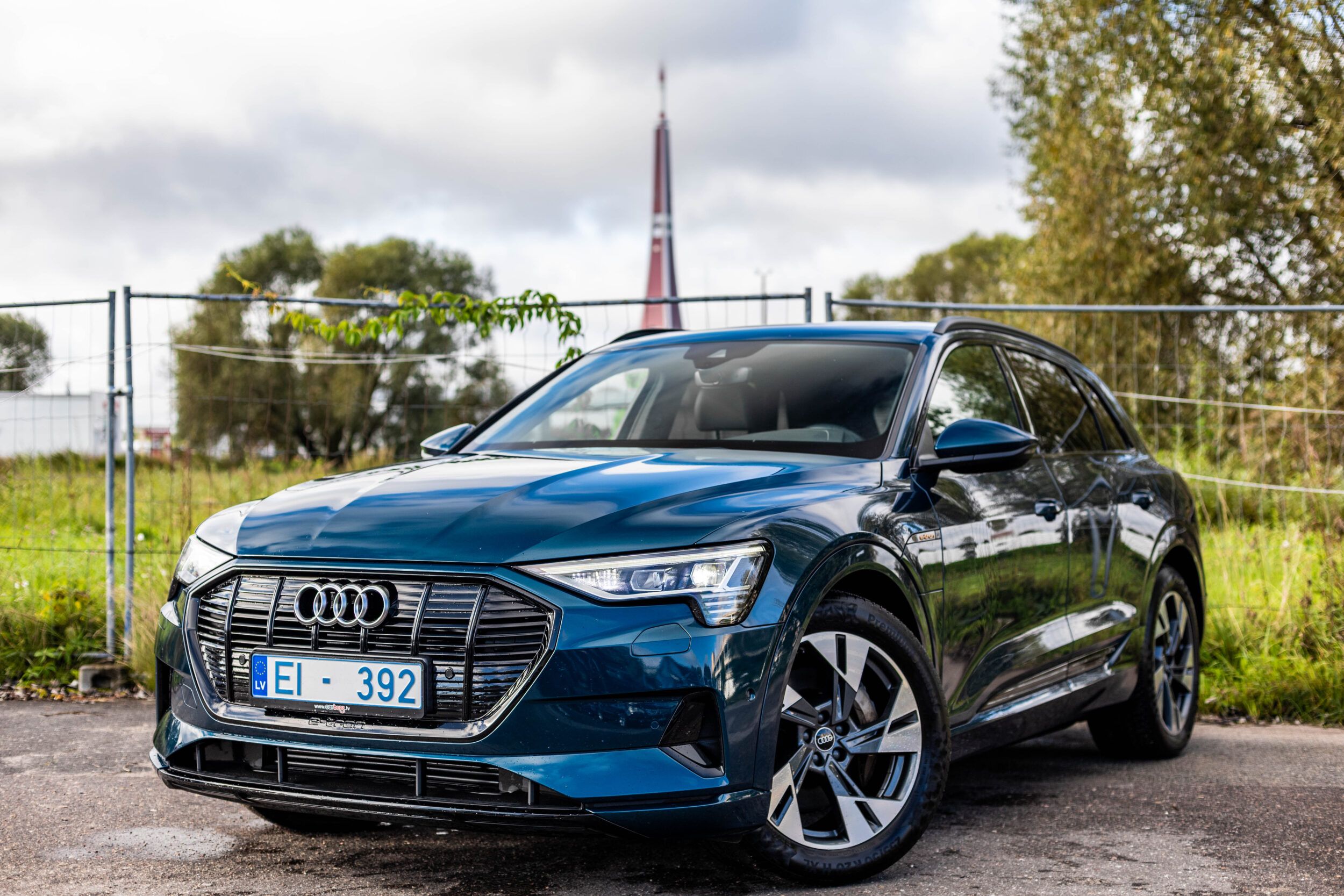 AUDI E-TRON 50