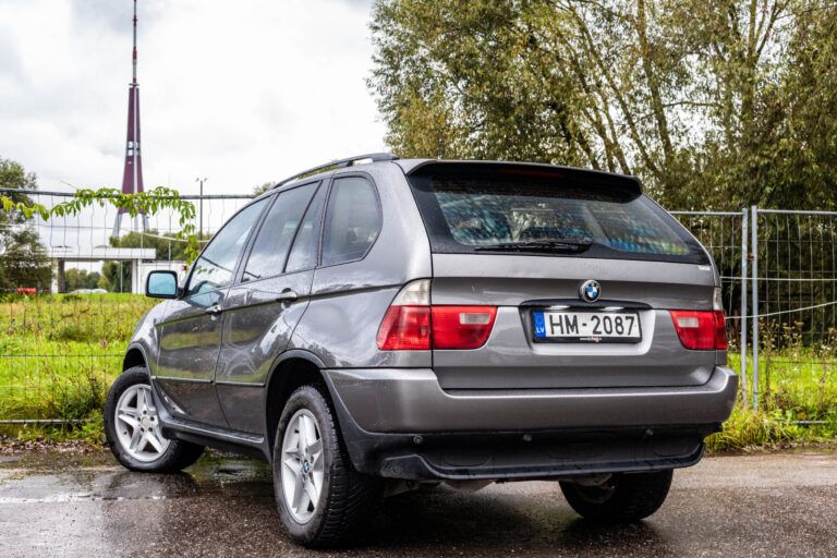 BMW X5 – 7