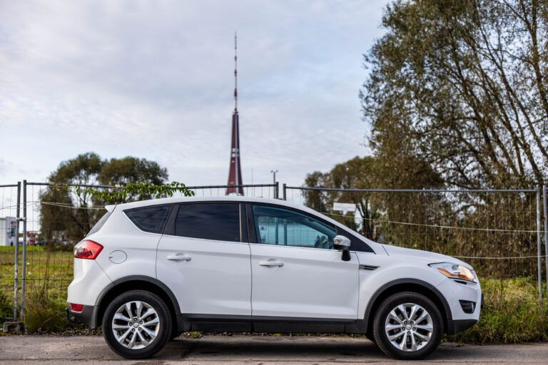 FORD KUGA – 5