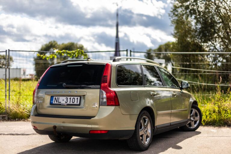 VOLVO V50 – 6