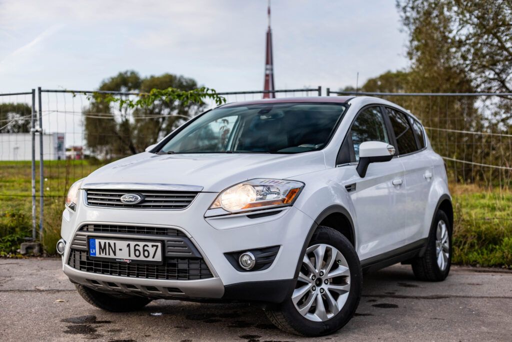 FORD KUGA