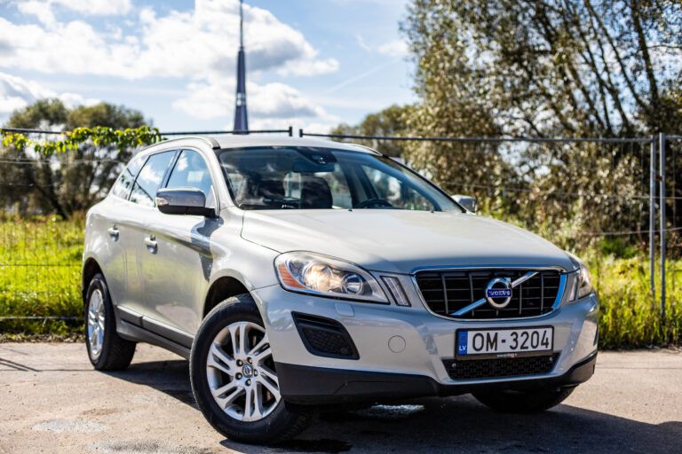 VOLVO XC60 – 2