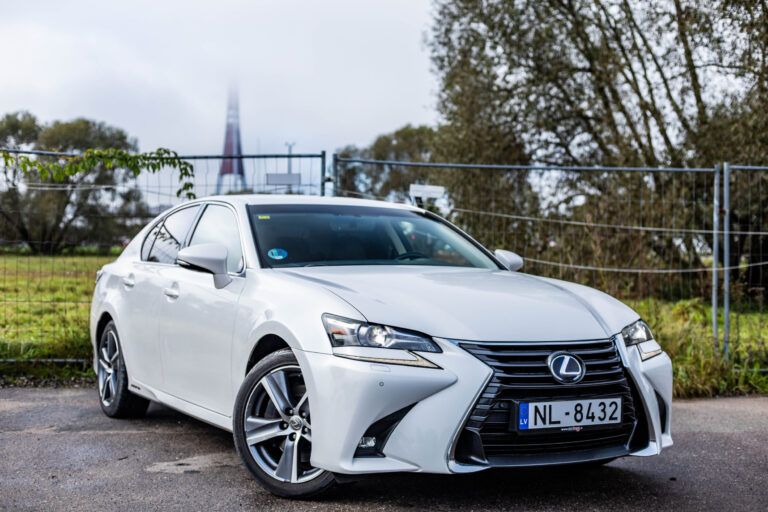 LEXUS GS 300H – 2