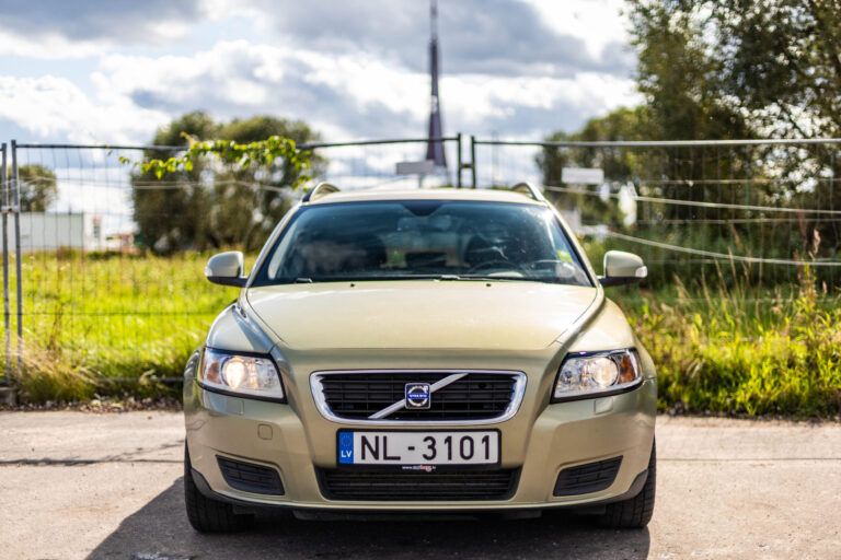 VOLVO V50 – 2