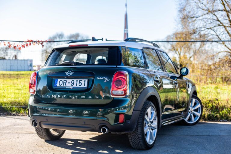 MINI COUNTRYMAN COOPER SD ALL4 – 7