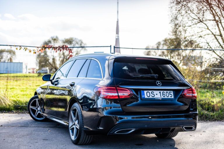 MERCEDES BENZ C200D – 6