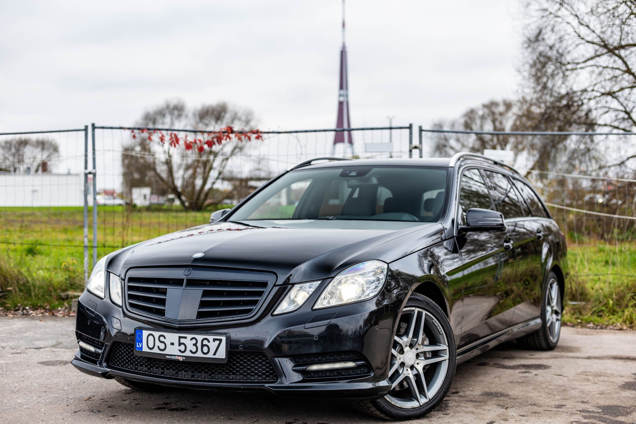 MERCEDES BENZ E350