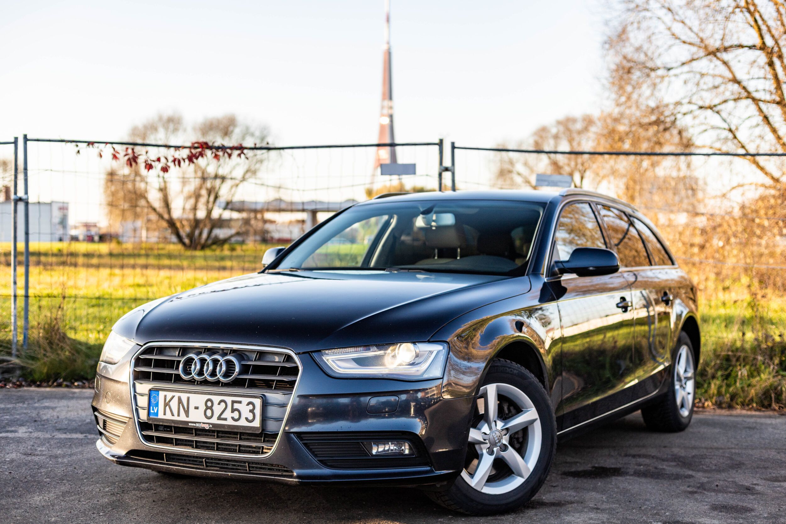 AUDI A4 AVANT