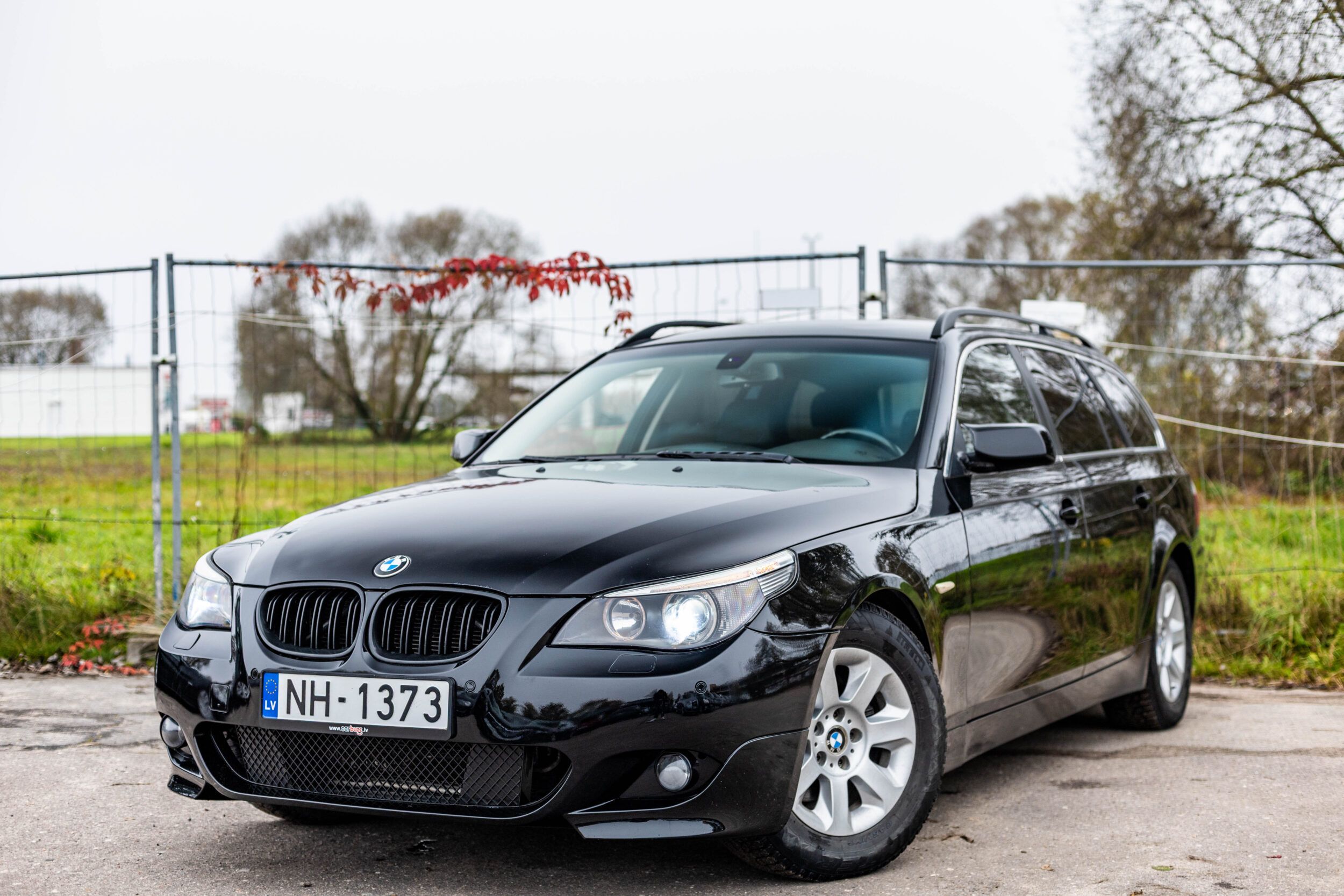 BMW 523