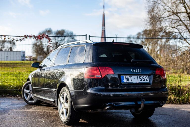 AUDI A4 – 6
