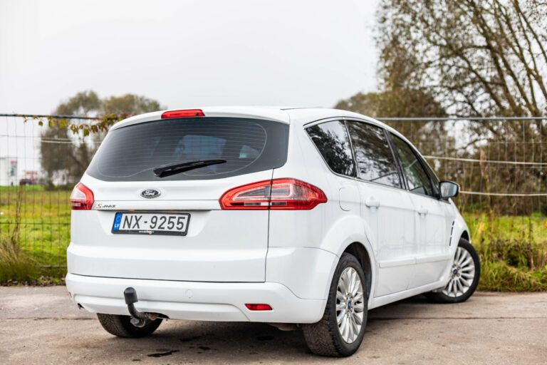 FORD S-MAX – 7