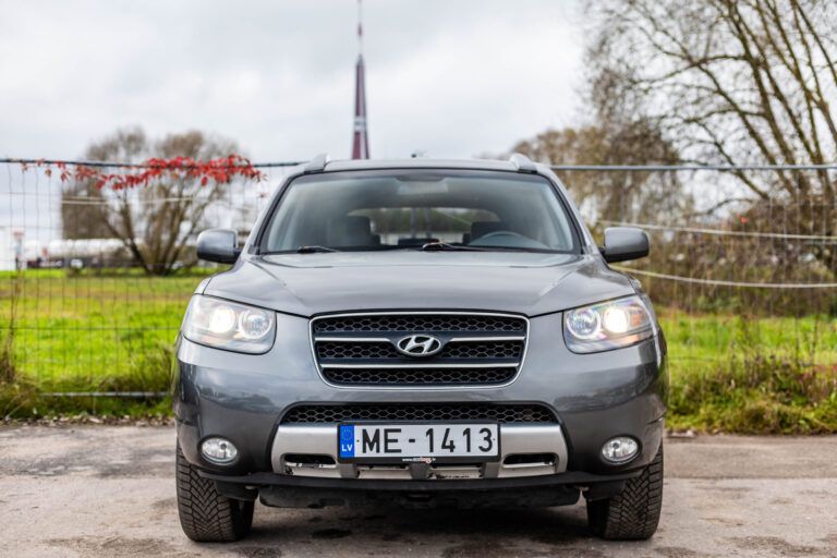 HYUNDAI SANTA FE – 3